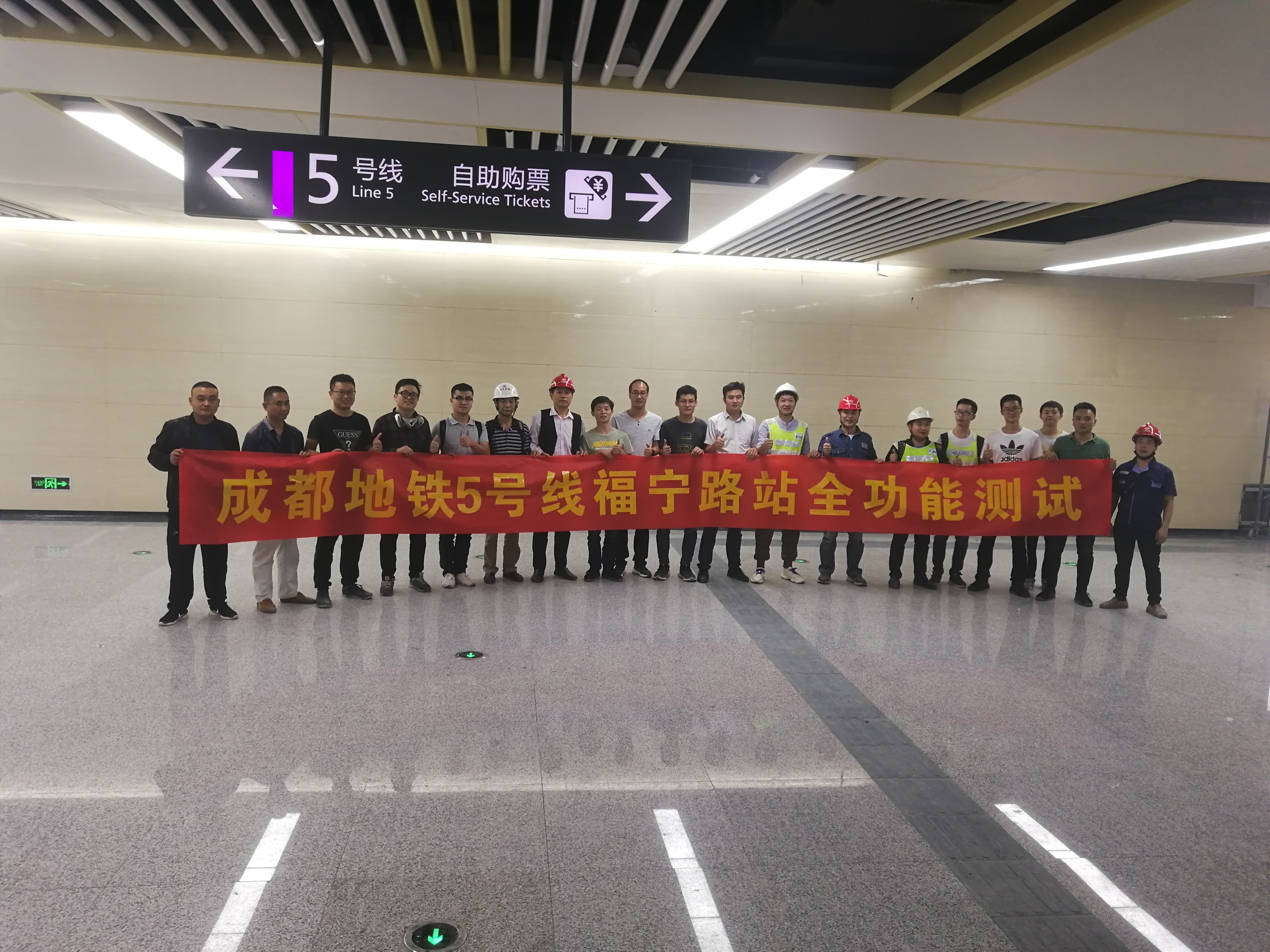 1693906835113461.jpg 工作照15.jpg