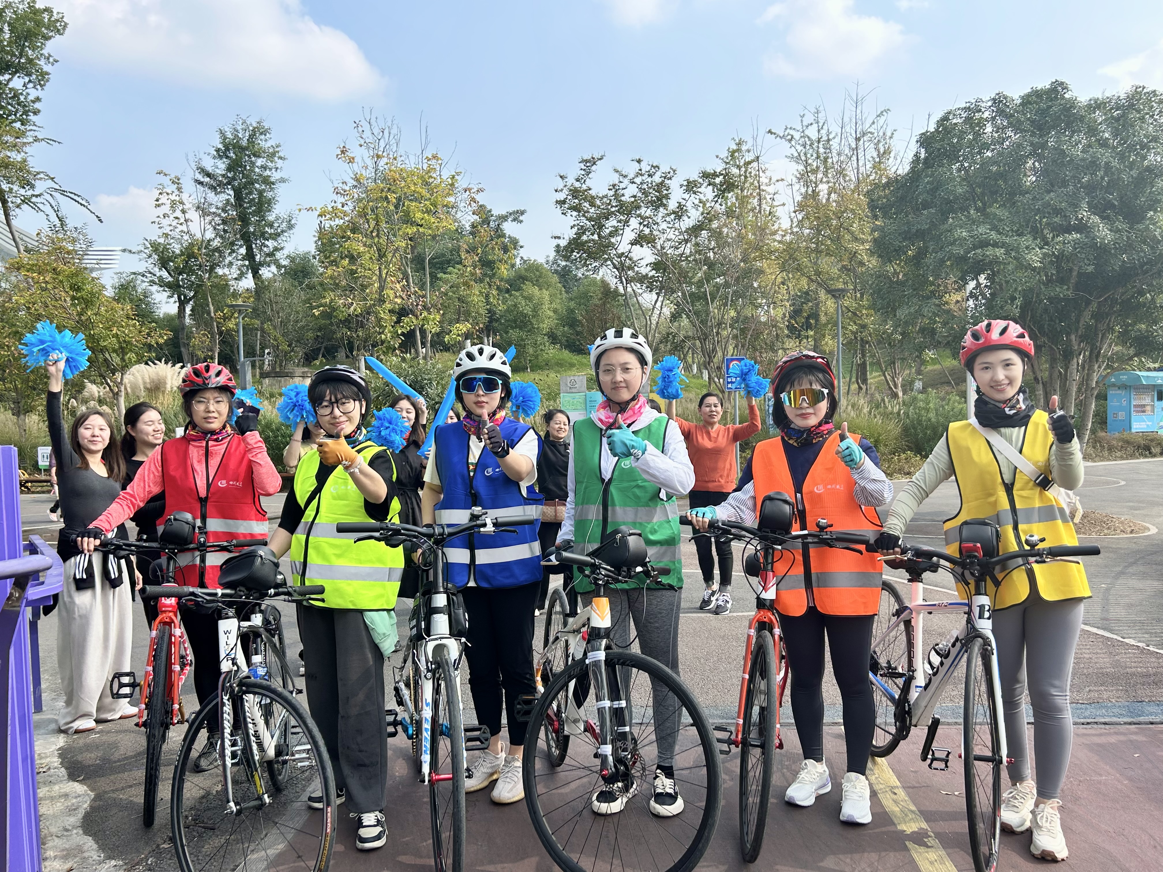 1700711255919718.jpg 康.jpg